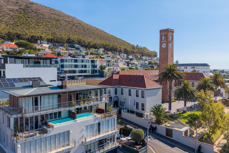2 Bedroom Property for Sale in Green Point Western Cape